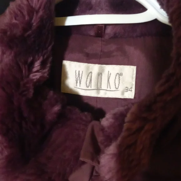 Jackets - Picture 2 of 8